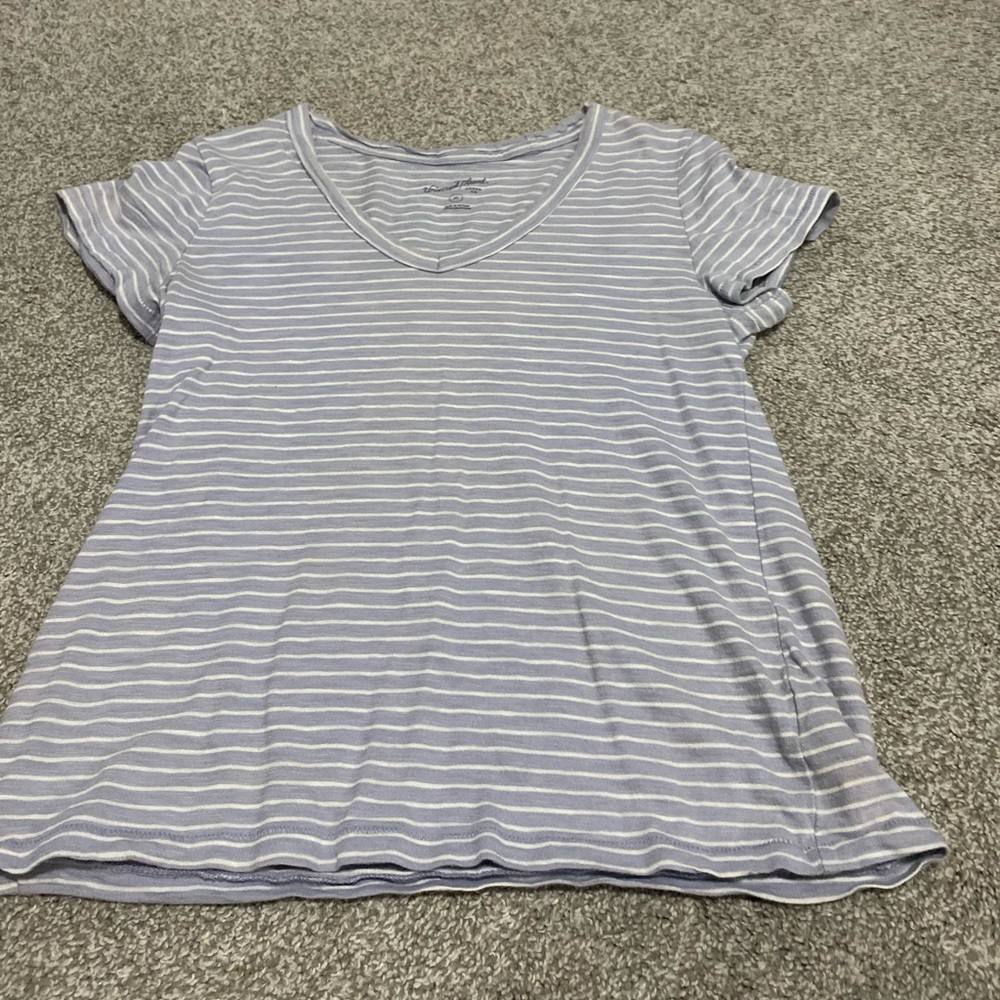 Universal Threads tee